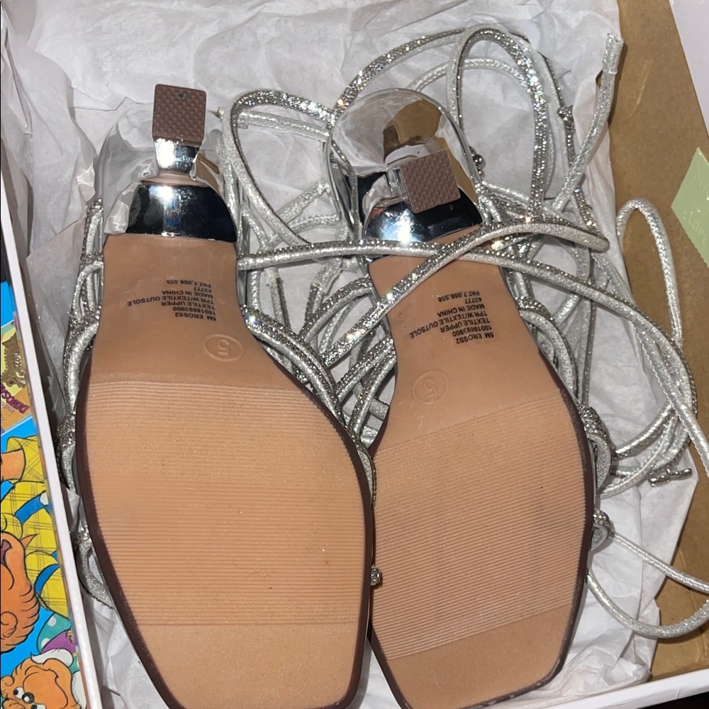 Wild Pair Shimmering Silver Strappy Heels 5M - Picture 4 of 7